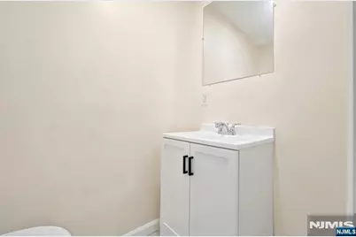 359-361 18th Street, Newark, NJ 07103 - Photo 15
