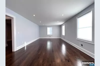 19 Cedar Place 1 #1, Hawthorne, NJ 07506 - Photo 3