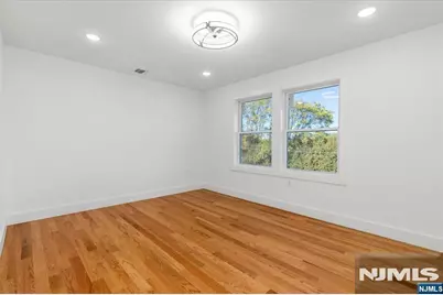 459 Washington Avenue, Rutherford, NJ 07070 - Photo 23