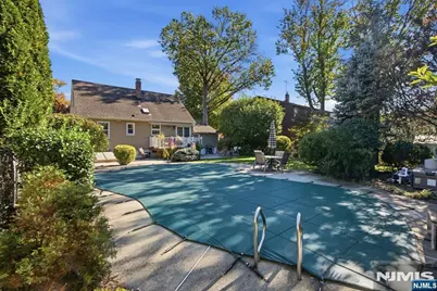 5-22 Hazel Place, Fair Lawn, NJ 07410 - Photo 23