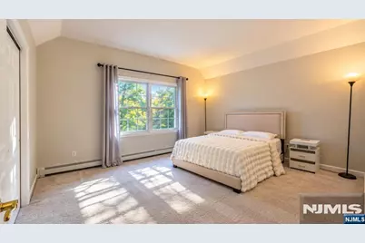2 Concord, Mahwah, NJ 07430 - Photo 25