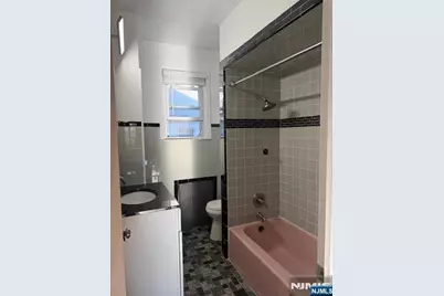 25 Chase Street 2 #2, Nutley, NJ 07110 - Photo 11
