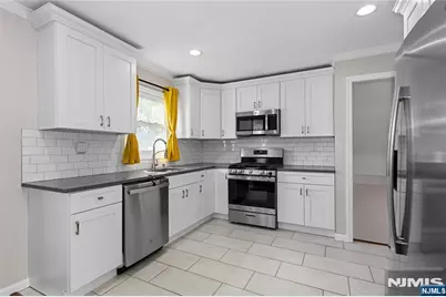 253 Stover Avenue, North Arlington, NJ 07031 - Photo 9