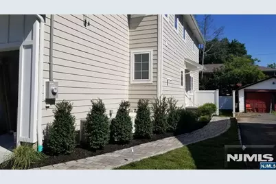 9 Lindley Avenue, Tenafly, NJ 07670 - Photo 13