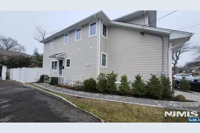 9 Lindley Avenue, Tenafly, NJ 07670 - Photo 3