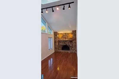 245 Hillside Avenue, Nutley, NJ 07110 - Photo 9
