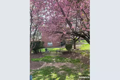 280-320 Oak Street 318D #318D, Ridgewood, NJ 07450 - Photo 19