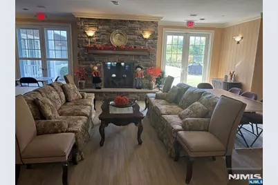 5 E Tenakill Park 303 #303, Cresskill, NJ 07626 - Photo 3