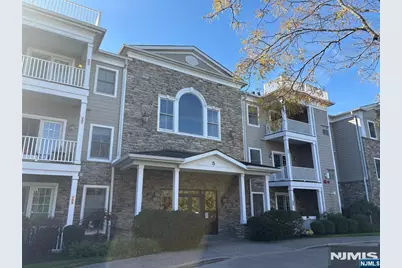 5 E Tenakill Park 303 #303, Cresskill, NJ 07626 - Photo 1
