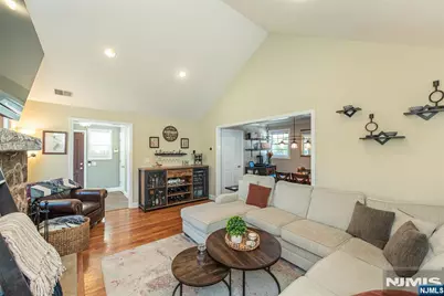 59 W Shore Road, Denville, NJ 07834 - Photo 3