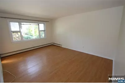 380 Lincoln Avenue, Hawthorne, NJ 07506 - Photo 15