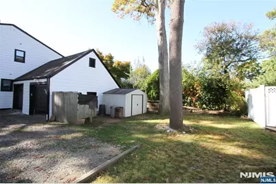 380 Lincoln Avenue, Hawthorne, NJ 07506 - Photo 13