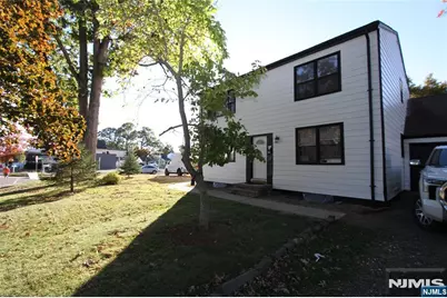 380 Lincoln Avenue, Hawthorne, NJ 07506 - Photo 3
