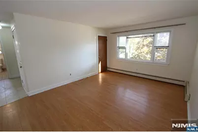 380 Lincoln Avenue, Hawthorne, NJ 07506 - Photo 17