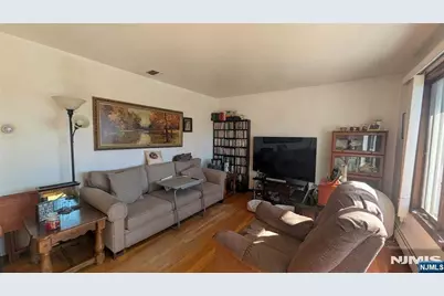 52 1st Street, Lodi, NJ 07644 - Photo 15