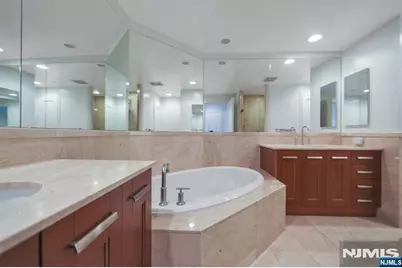 8100 River Road 601 #601, North Bergen, NJ 07047 - Photo 11