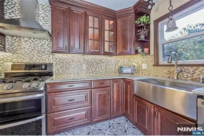 55 Passaic Avenue, Hasbrouck Heights, NJ 07604 - Photo 13