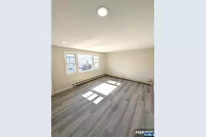 228 Cleveland Avenue, Harrison, NJ 07029 - Photo 3