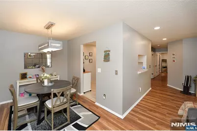 858 Juniper Way, Mahwah, NJ 07430 - Photo 5