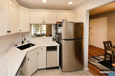 858 Juniper Way, Mahwah, NJ 07430 - Photo 7
