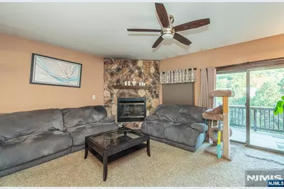 13C Brookside Heights, Wanaque, NJ 07465 - Photo 3