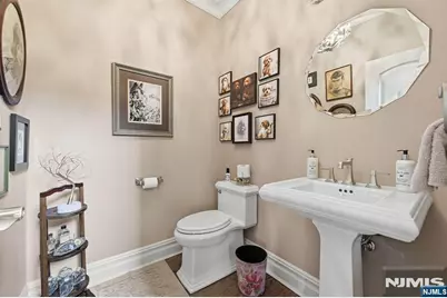 103 Windsor Lane, Ramsey, NJ 07446 - Photo 25