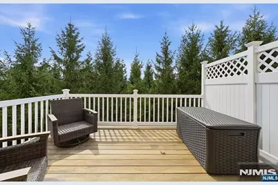 103 Windsor Lane, Ramsey, NJ 07446 - Photo 17