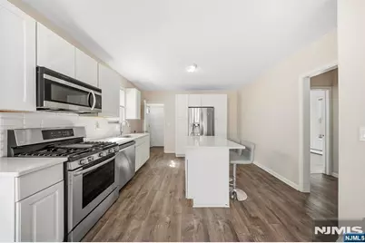 73 Planten Avenue, Prospect Park, NJ 07508 - Photo 11