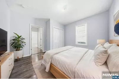 73 Planten Avenue, Prospect Park, NJ 07508 - Photo 17