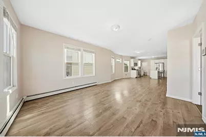 73 Planten Avenue, Prospect Park, NJ 07508 - Photo 5
