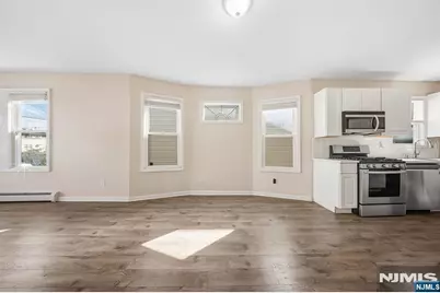 73 Planten Avenue, Prospect Park, NJ 07508 - Photo 9