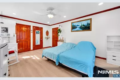 45 Barkley Avenue, Clifton, NJ 07011 - Photo 17