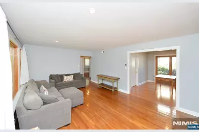 5 Beekman Place, Glen Rock, NJ 07452 - Photo 3