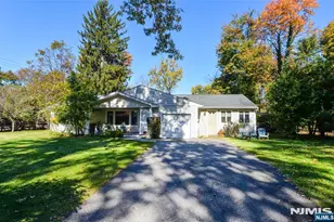 5 Beekman Pl, Glen Rock, NJ 07452 - Photo 1