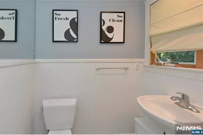 5 Beekman Place, Glen Rock, NJ 07452 - Photo 19