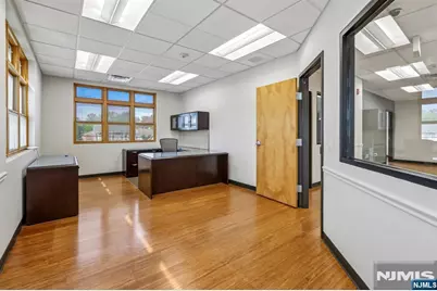 92 Union Avenue, Cresskill, NJ 07626 - Photo 17