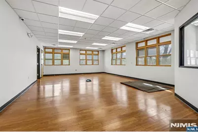 92 Union Avenue, Cresskill, NJ 07626 - Photo 11