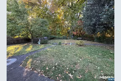 198 Howard Avenue, Rochelle Park Township, NJ 07662 - Photo 13