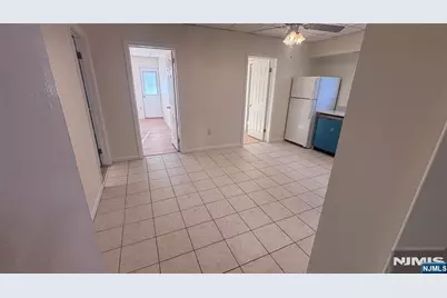 440 Central Avenue, Carlstadt, NJ 07072 - Photo 7