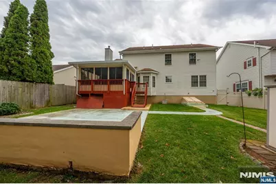 144 Cliff Road, Woodbridge Township, NJ 07067 - Photo 27
