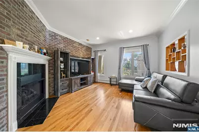 767 W End Avenue, Cliffside Park, NJ 07010 - Photo 7