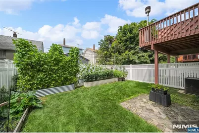 767 W End Avenue, Cliffside Park, NJ 07010 - Photo 27