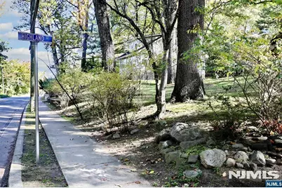 43 Broadway, Park Ridge, NJ 07656 - Photo 3