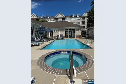 138 Cory Lane 138 #138, Elmwood Park, NJ 07407 - Photo 17