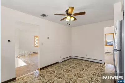 55 Grant Street, Elmwood Park, NJ 07407 - Photo 17
