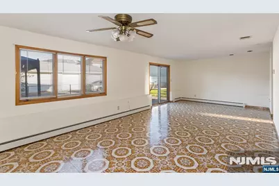 55 Grant Street, Elmwood Park, NJ 07407 - Photo 39