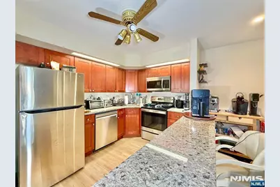 403 River Renaissance A03 #A03, East Rutherford, NJ 07073 - Photo 3