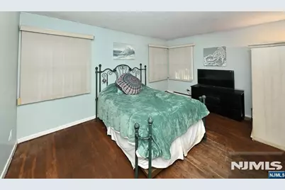 442 Ridgewood Blvd North, Washington Township, NJ 07676 - Photo 9