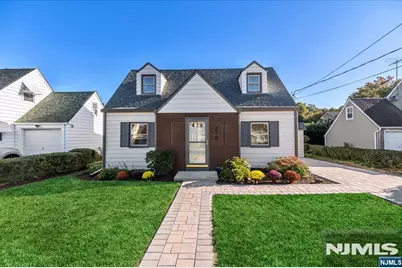 210 Lincoln Avenue, Elmwood Park, NJ 07407 - Photo 1