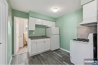 17 Cuozzo Street 27 #27, Belleville, NJ 07109 - Photo 7